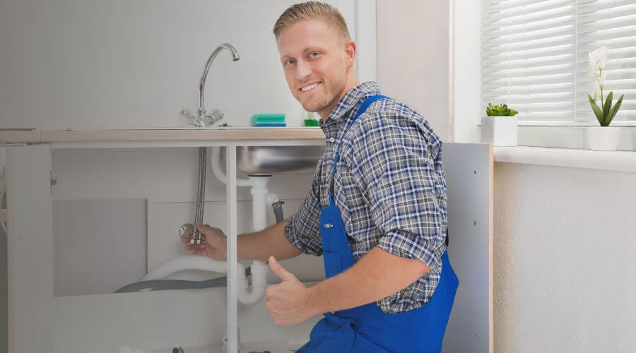 Nighttime Plumber in Colon, MI